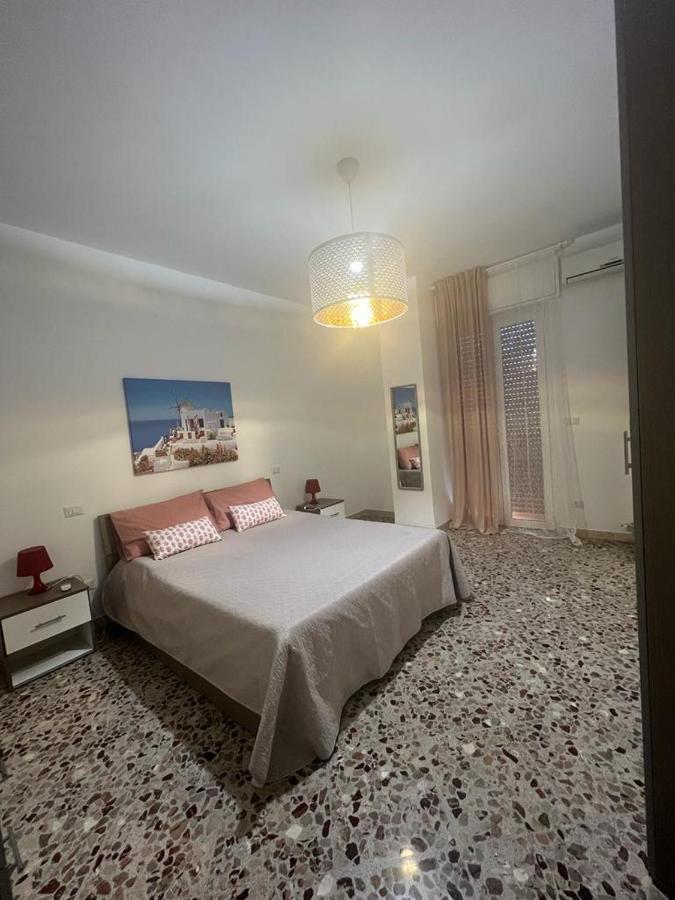 La Casa Di Giovanni Полиняно а Маре Екстериор снимка