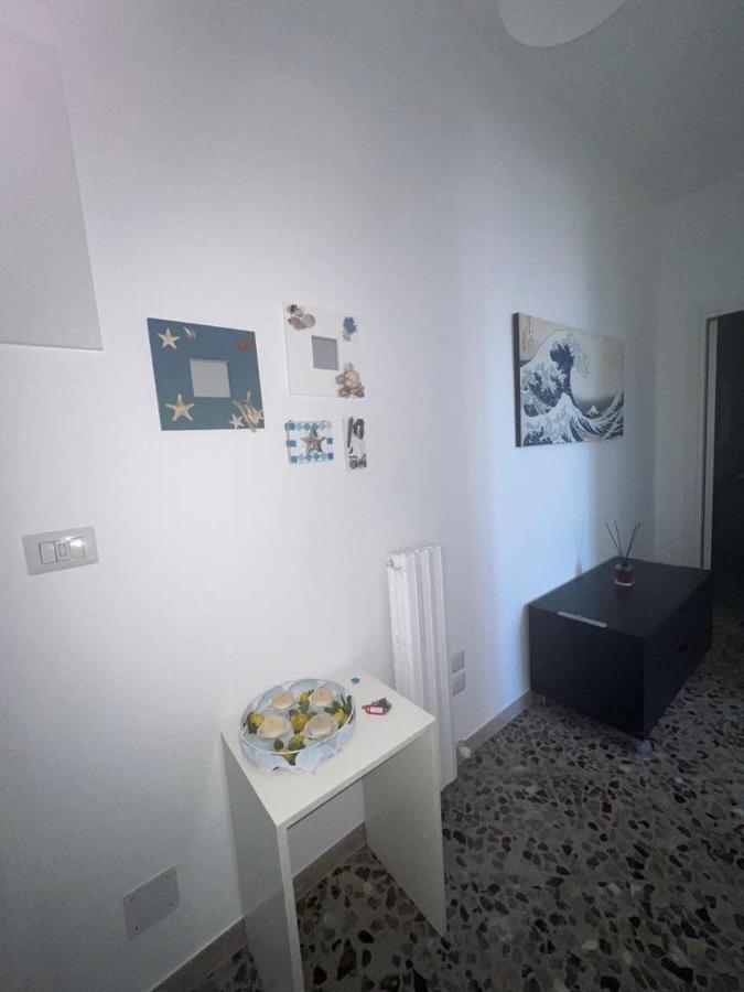 La Casa Di Giovanni Полиняно а Маре Екстериор снимка